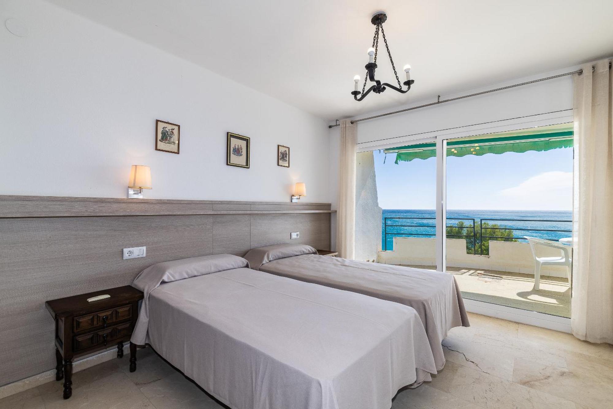 Rentalmar Bahia Palace Miami Playa Bagian luar foto