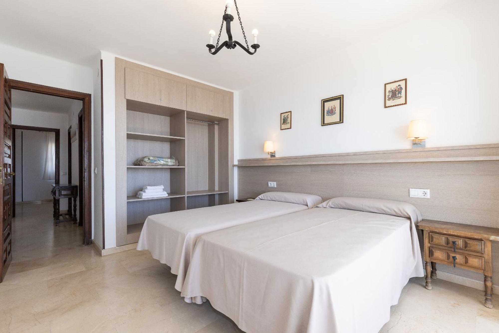 Rentalmar Bahia Palace Miami Playa Bagian luar foto