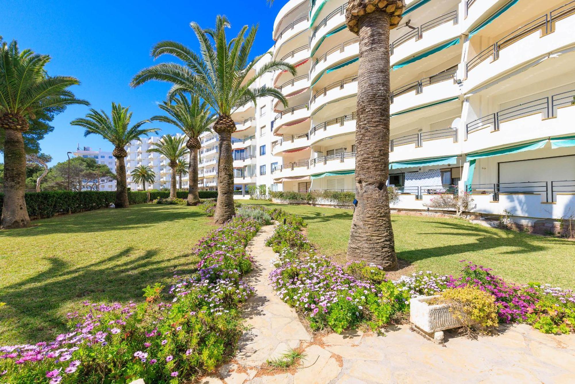 Rentalmar Bahia Palace Miami Playa Bagian luar foto